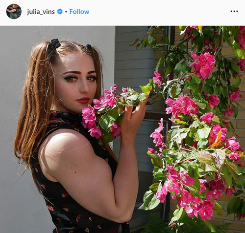 Instagram Julia Vins muscle barbie img