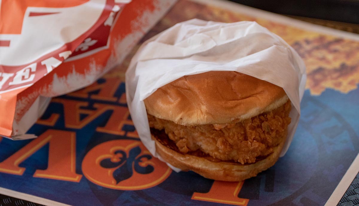 Popeyes Chicken Sandwich Deathmatch