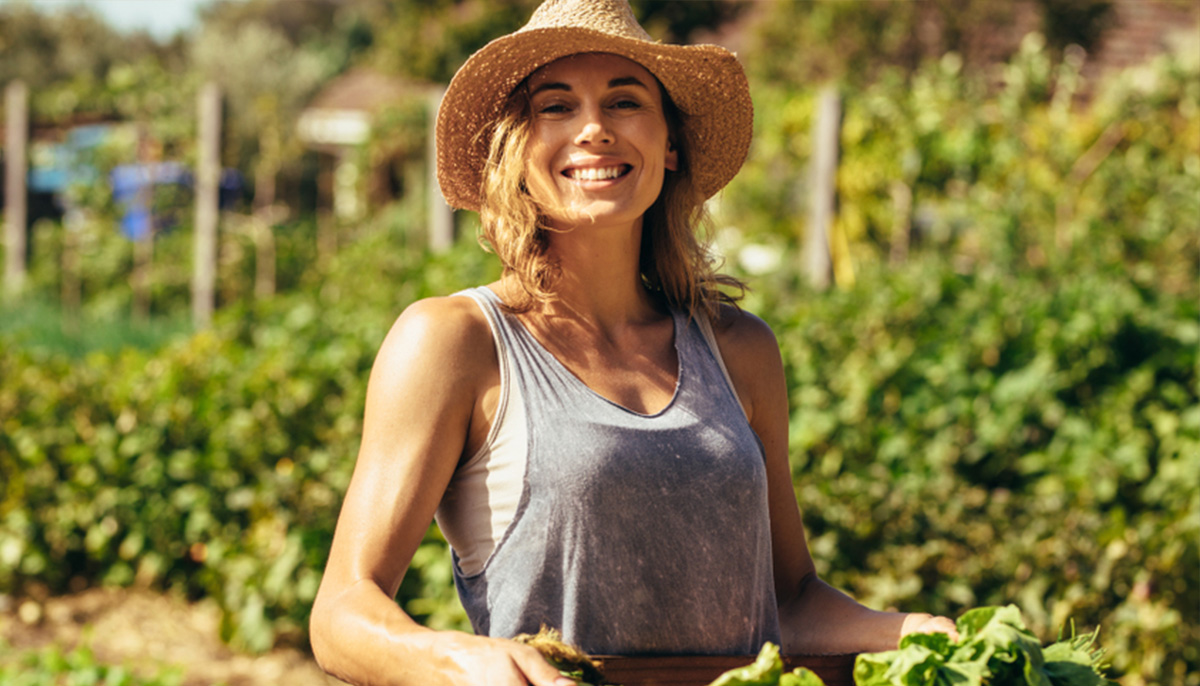 woman-harvesting-crops