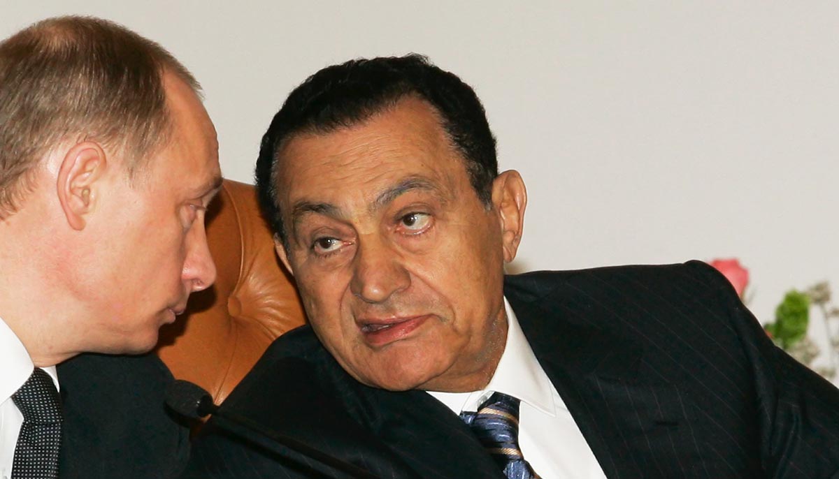 Former President of Egypt Hosni Mubarak and Vladimir Putin
