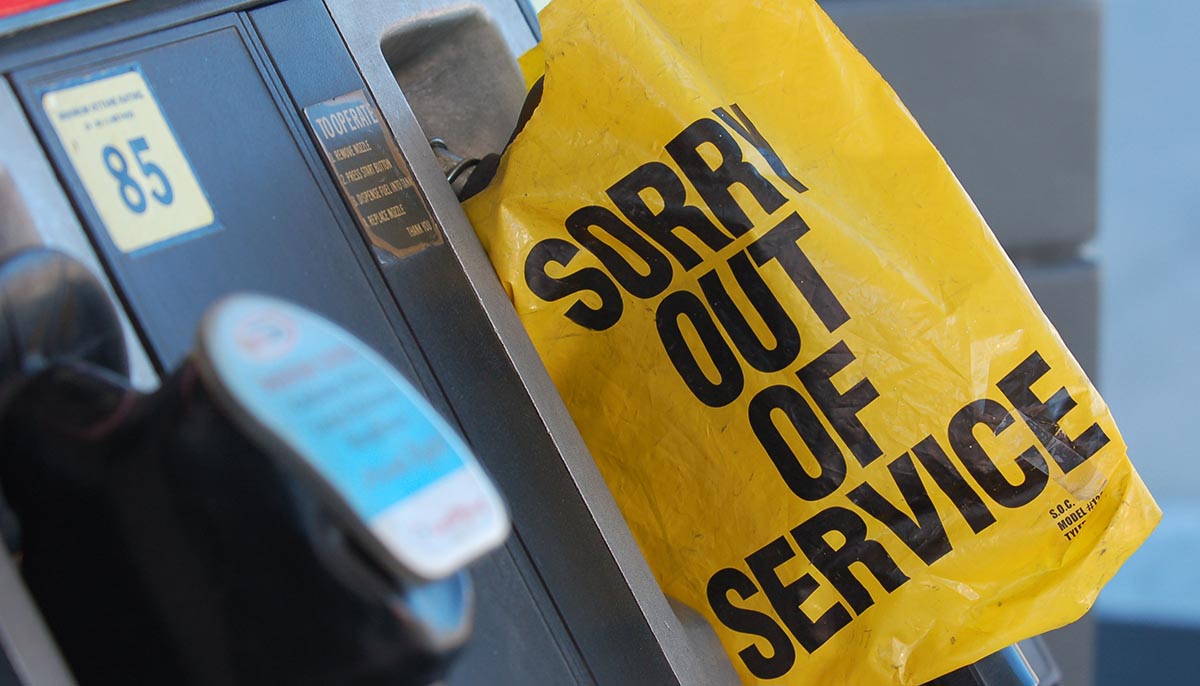 Out of service fuel pump, representing US gas shortage crisis